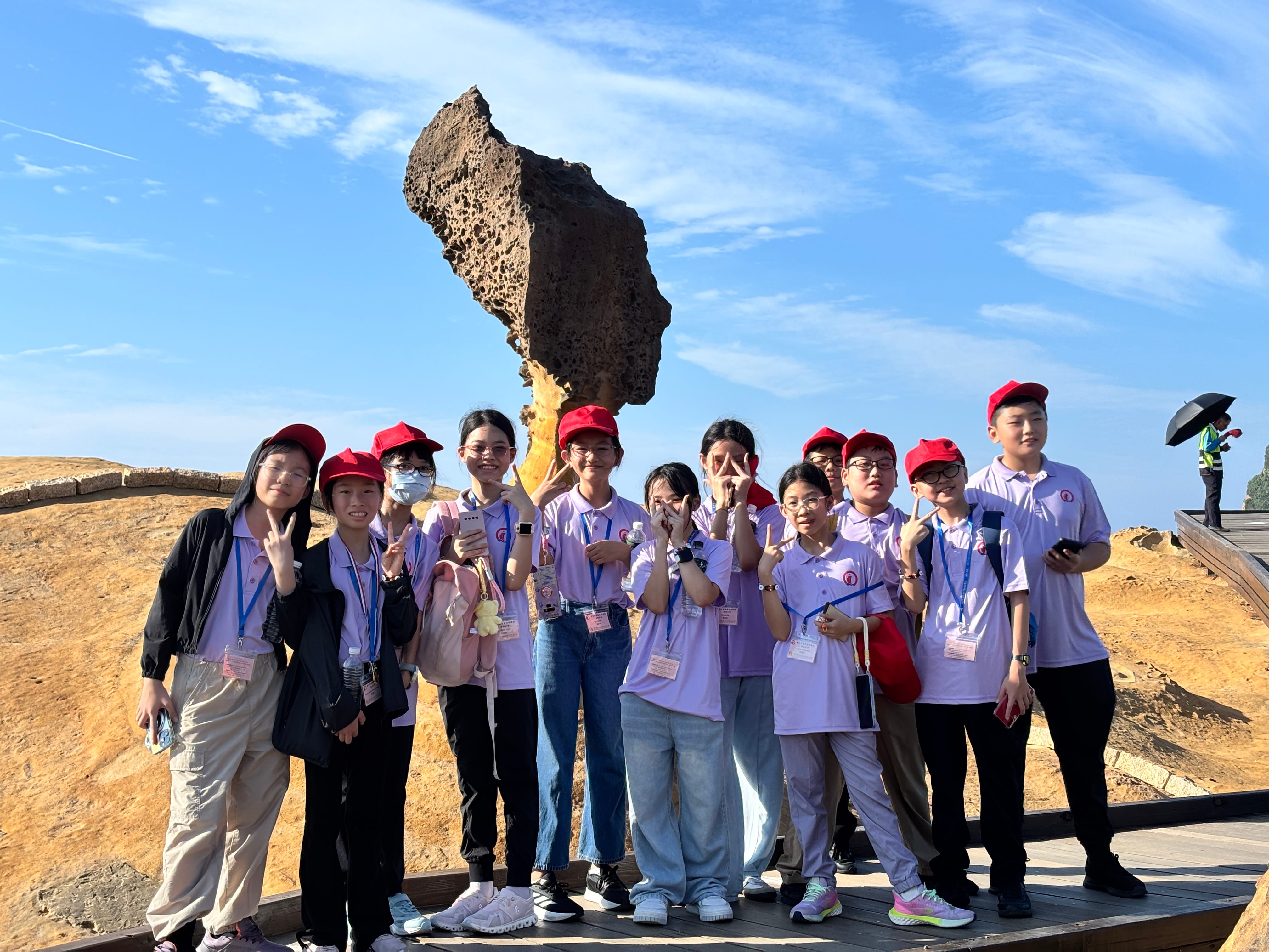 Students on overseas LJ